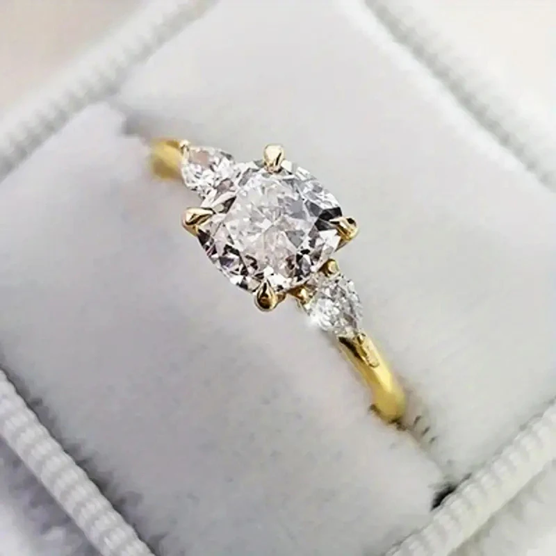 Huitan Cushion Shaped Cubic Zirconia Rings for Women Fashion Contracted Design Wedding Accessories Engagement Rings Hot Jewelry