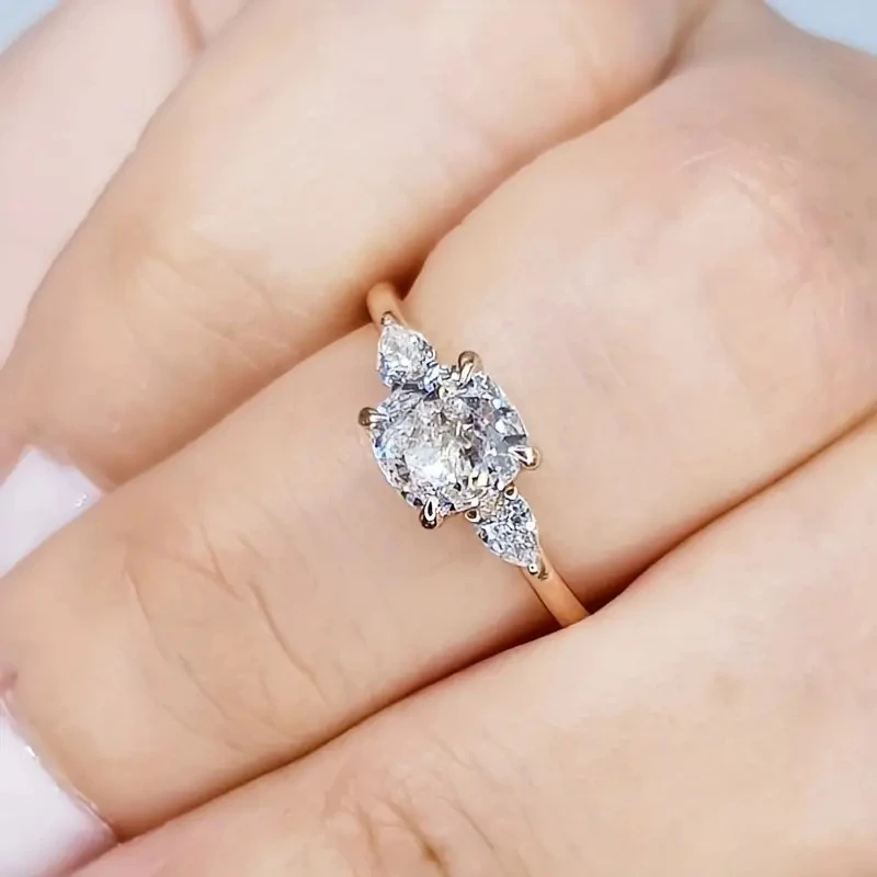 Huitan Cushion Shaped Cubic Zirconia Rings for Women Fashion Contracted Design Wedding Accessories Engagement Rings Hot Jewelry