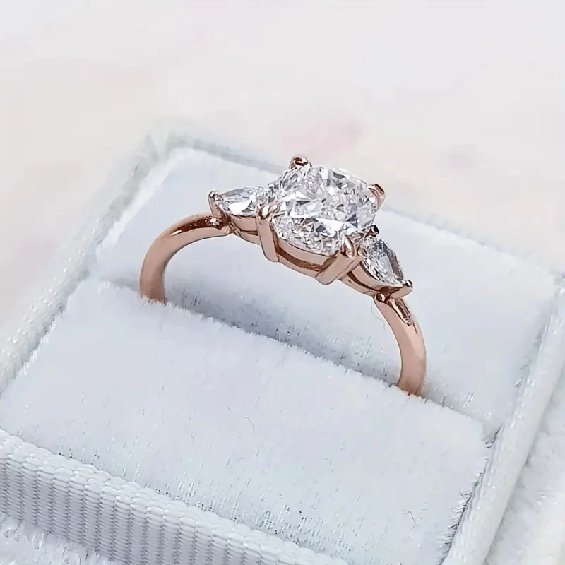 Huitan Cushion Shaped Cubic Zirconia Rings for Women Fashion Contracted Design Wedding Accessories Engagement Rings Hot Jewelry