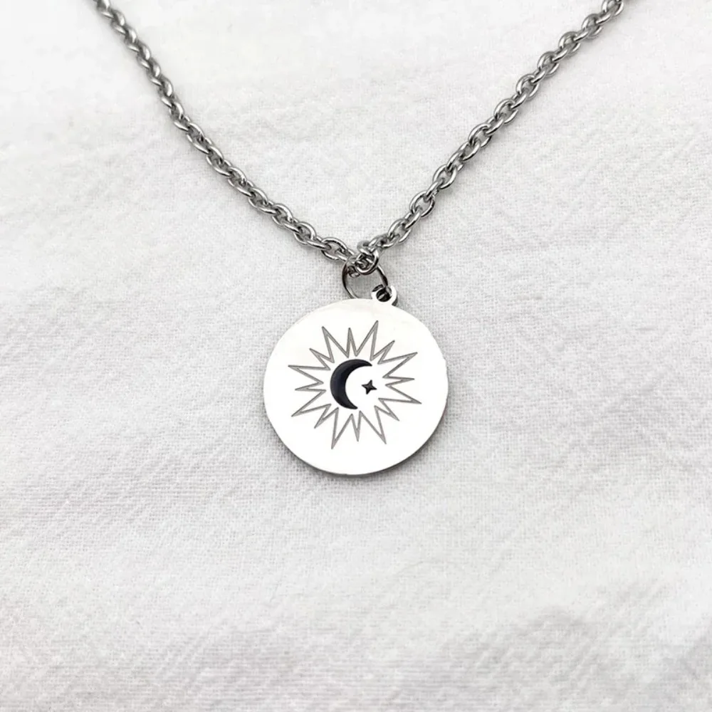 Minimalist Eclipse Role Play Ayan Khaotung Moon Star Round Pendant Necklace Couple Street Niche Jewelry Accessories BirthdayGift