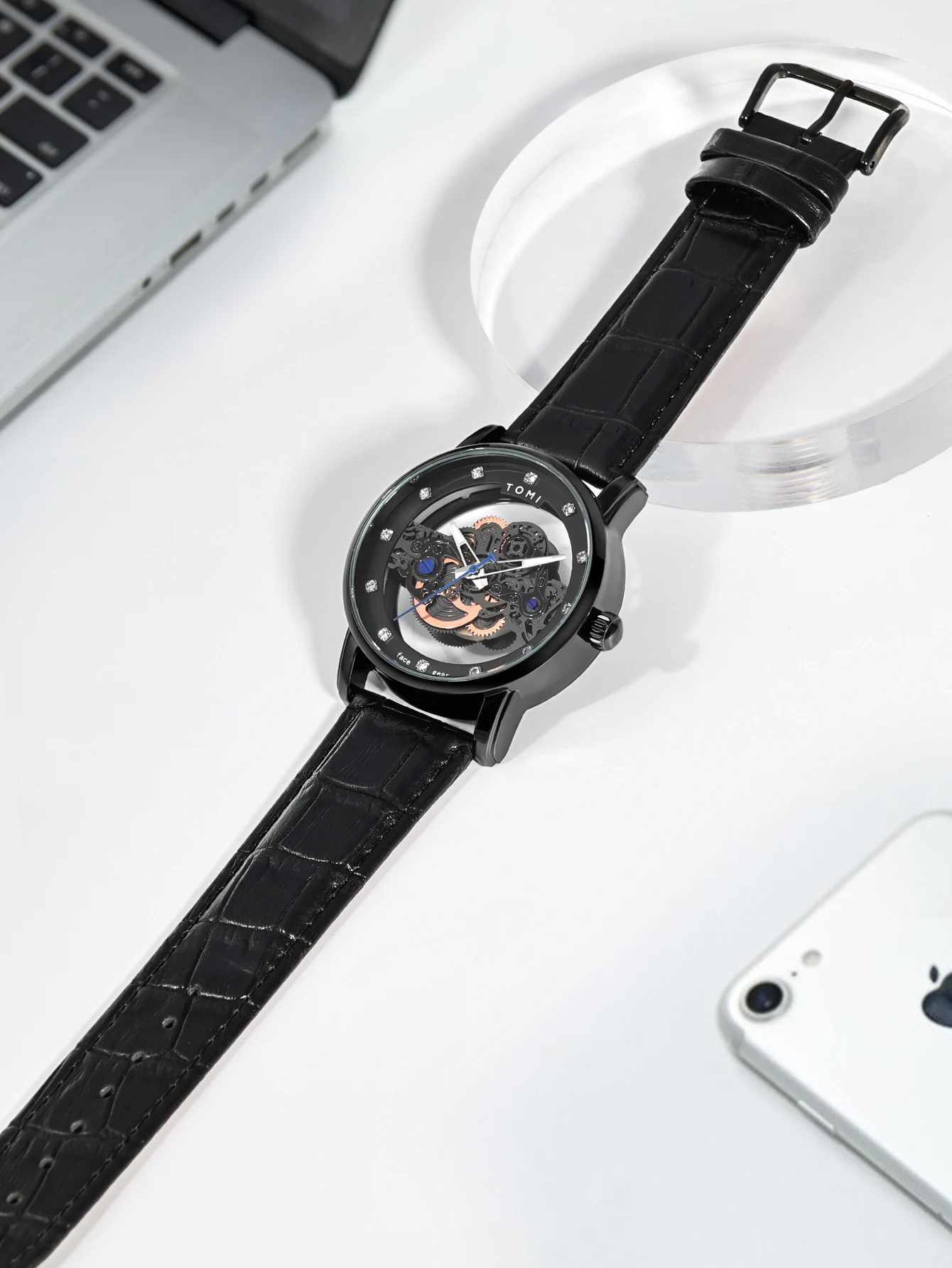 TOMI New Popular Watch Luxury Casual Men's and Women's Watch Hollow Diamond Quartz Watch