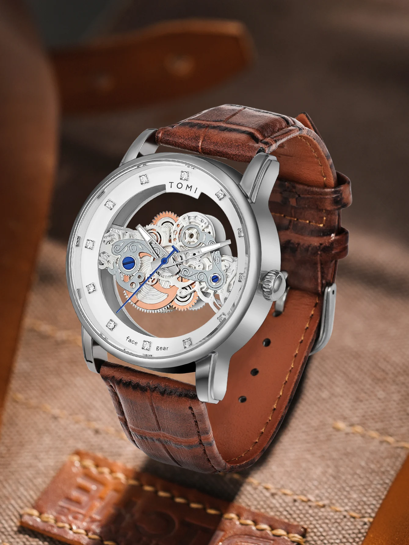 TOMI New Popular Watch Luxury Casual Men's and Women's Watch Hollow Diamond Quartz Watch