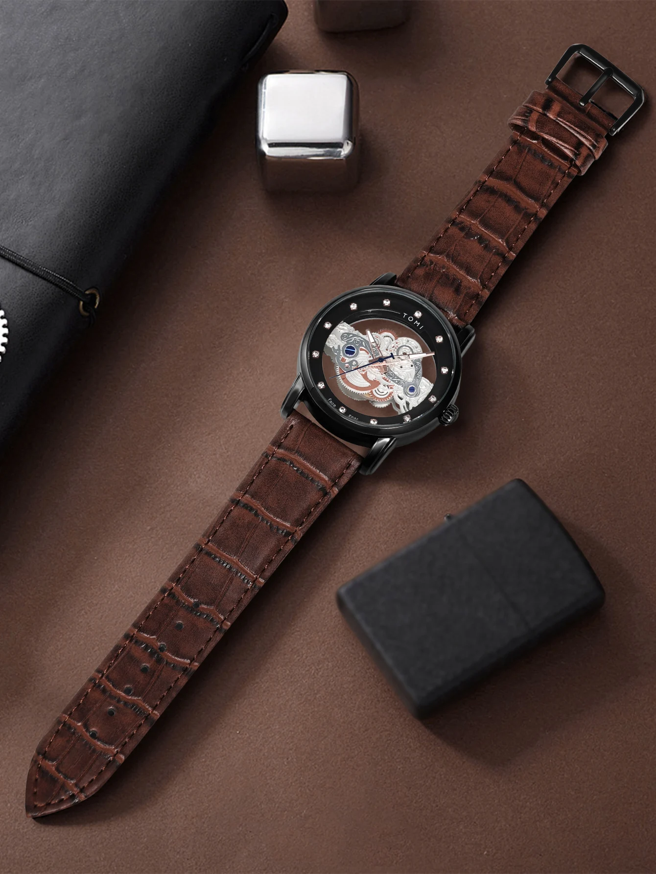 TOMI New Popular Watch Luxury Casual Men's and Women's Watch Hollow Diamond Quartz Watch