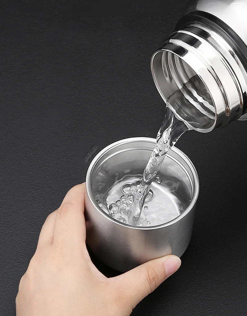 500/1000/1500ml Stainless Steel Thermos Large Capacity Vacuum Flask Portable Insulated Tumbler with Rope Thermo Bottle