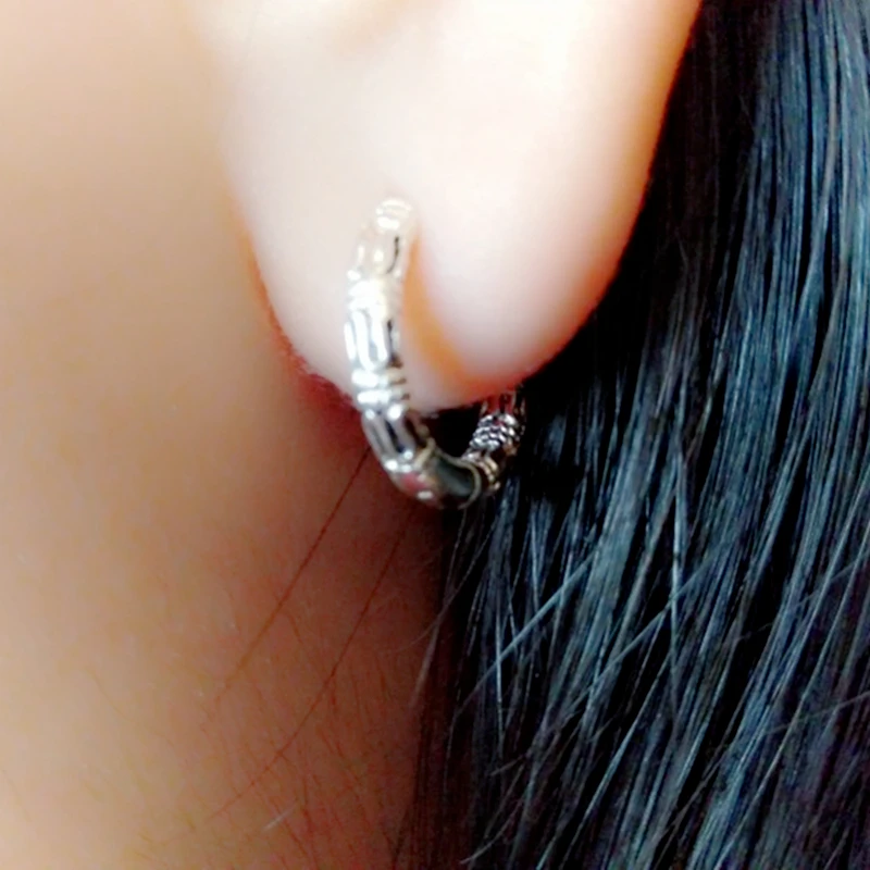 Small Ring Hoop Earrings for Men Women Fashion Vintage Filigree Earrings Silver Color Jewelry Beautiful Gifts