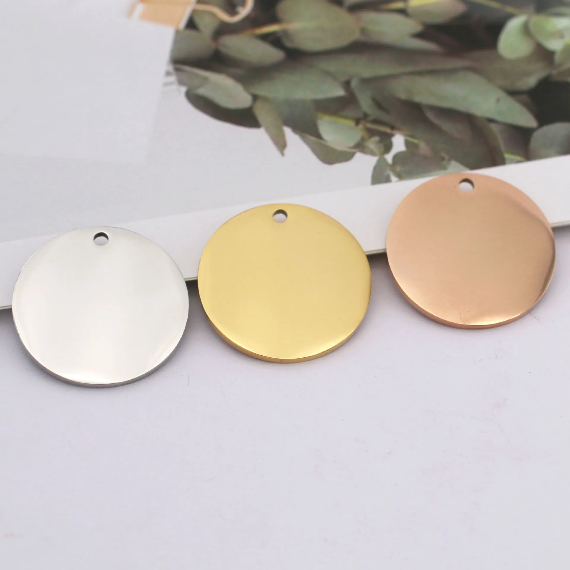 DOOYIO 20pcs/Lot Mirror Polished Stainless Steel Blank Circle Charms Size8-30mm For DIY Making Jewelry Necklace Lettering