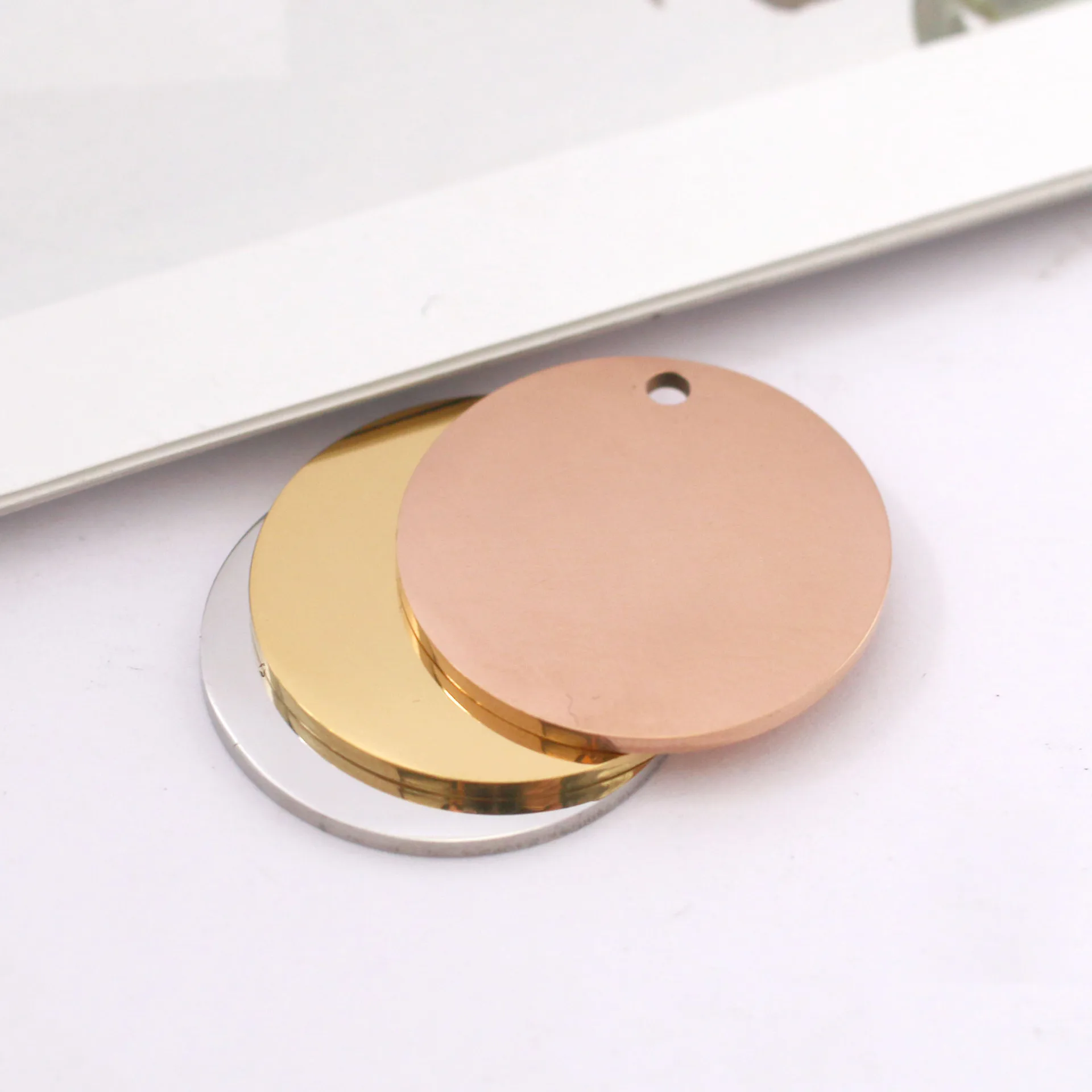 DOOYIO 20pcs/Lot Mirror Polished Stainless Steel Blank Circle Charms Size8-30mm For DIY Making Jewelry Necklace Lettering