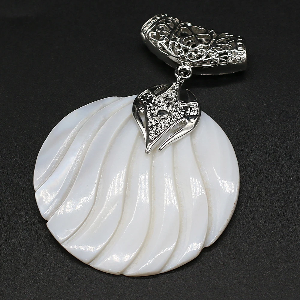 Natural Mother of Pearl Shell Round Pendant Exquisite Handmade Crafts Making Necklace Bracelet Accessories Jewelry For Women