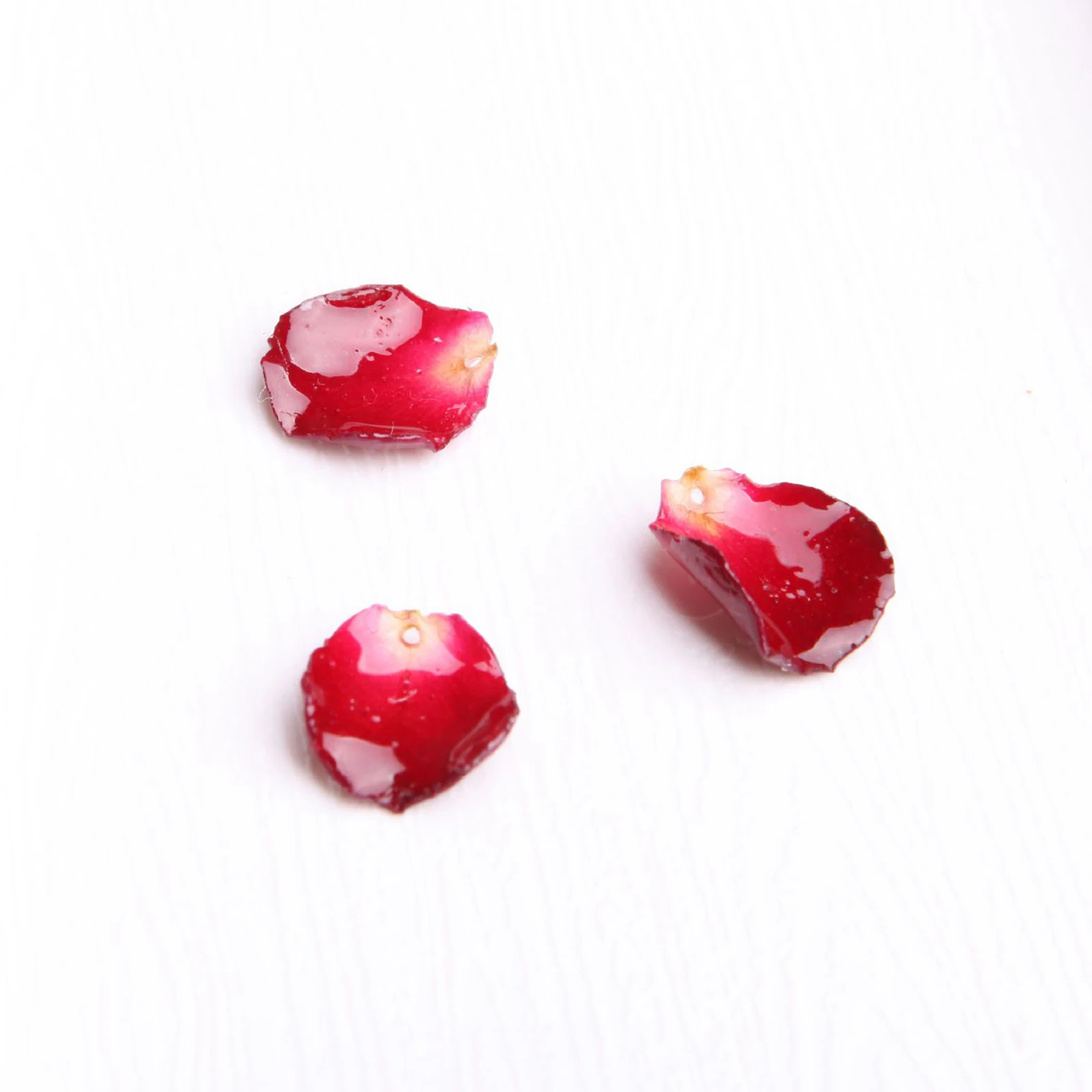 2 PCs Handmade Resin Jewelry Real Flower Charms Petaline Pendants Real Rose Petal Charm For DIY Earring Jewelry Finding Making