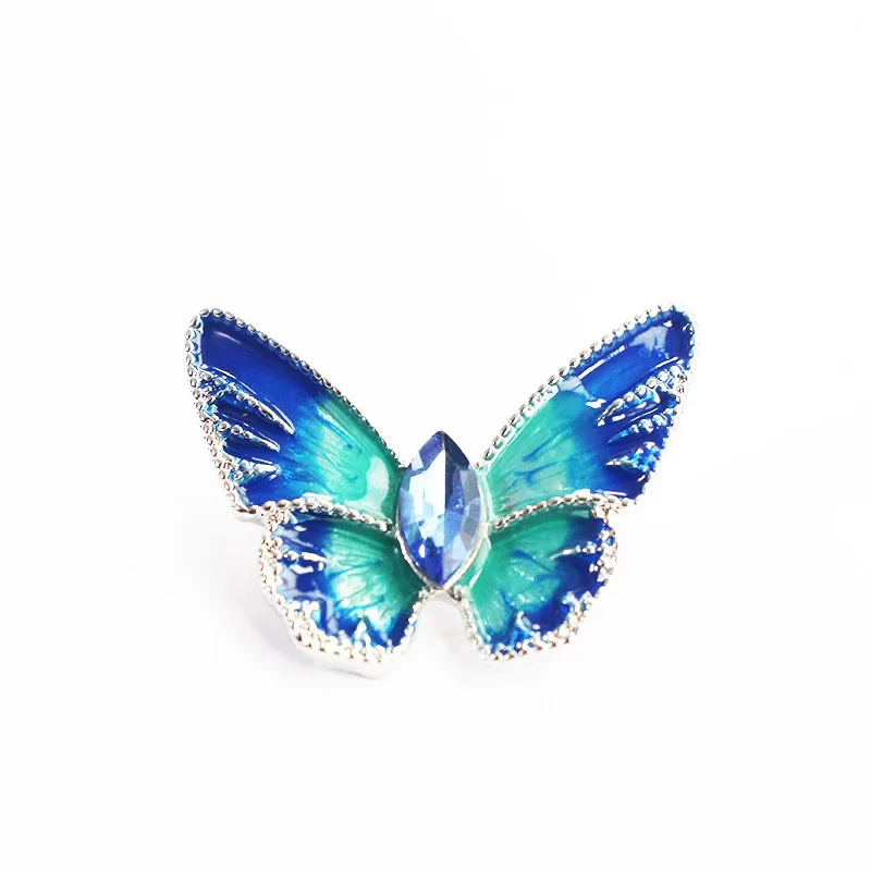 Fashion Pearl and Rhinestone Brooches for Women Baroque Trendy Butterfly Pins Clothes Accessories Wedding Gifts