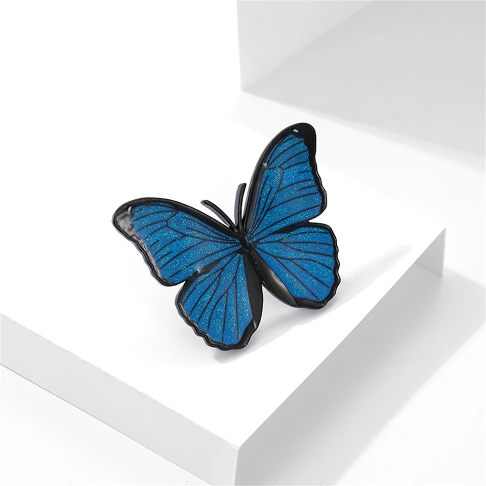 Fashion Pearl and Rhinestone Brooches for Women Baroque Trendy Butterfly Pins Clothes Accessories Wedding Gifts