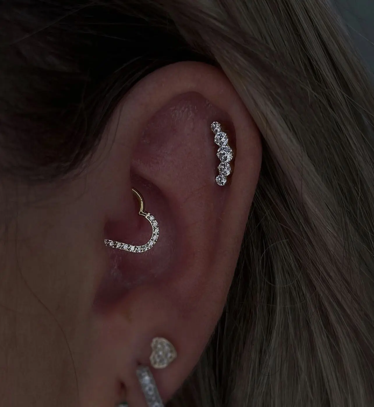 Heart Daith Pierced Nose Ring ASTM F136 Implantation Grade Diaphragm 16G Clicker Tragus Leather Earring Body Jewelry Wholesale