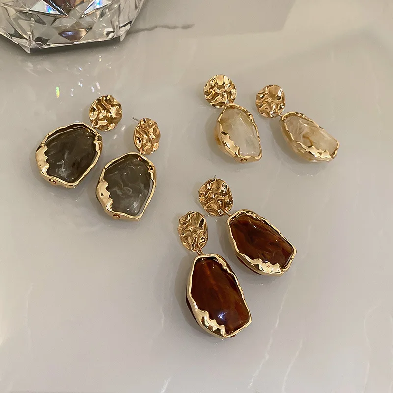 New Fashion Earrings Zircon Square Stone Earrings Vintage Gold Color Small Earrings for Women Jewelry Accessorries