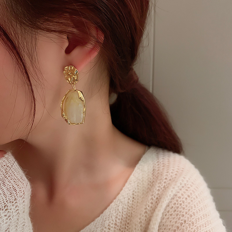 New Fashion Earrings Zircon Square Stone Earrings Vintage Gold Color Small Earrings for Women Jewelry Accessorries