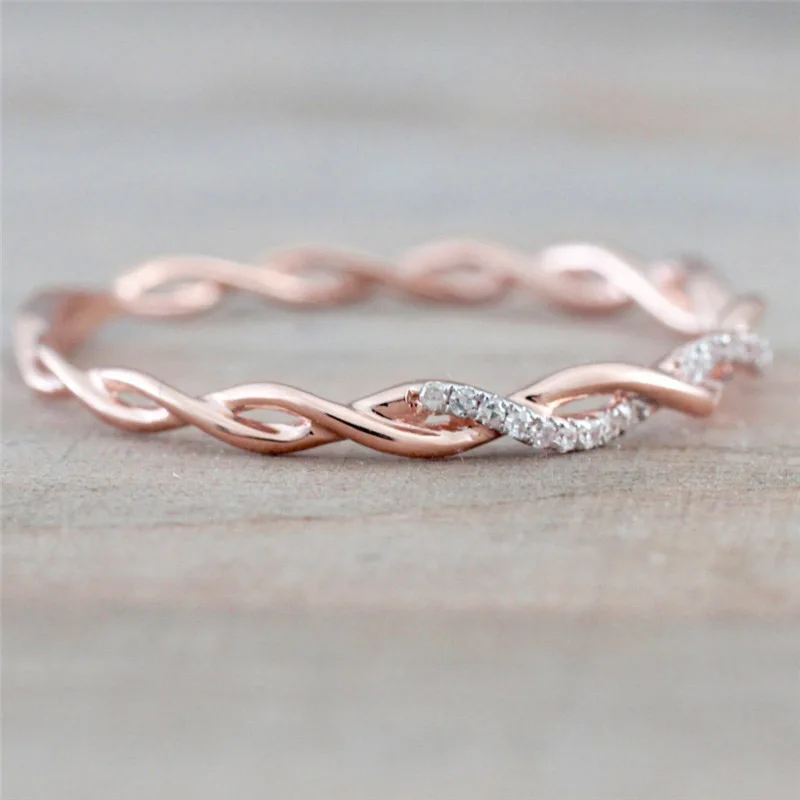 Huitan Classic Women Twist Rings with Dazzling Cubic Zirconia Stone 3Metal Colors Temperament Elegant Female Finger Ring Jewelry
