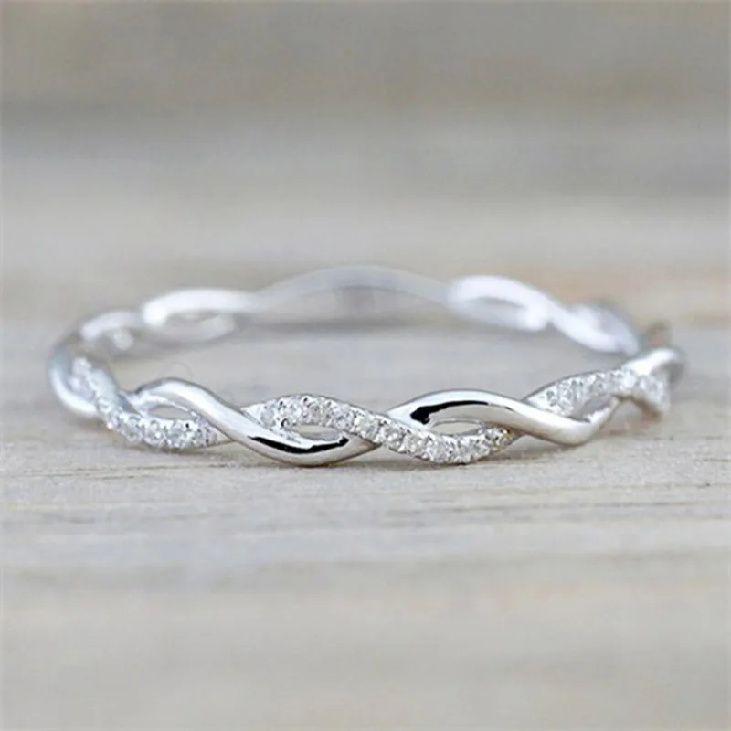 Huitan Classic Women Twist Rings with Dazzling Cubic Zirconia Stone 3Metal Colors Temperament Elegant Female Finger Ring Jewelry