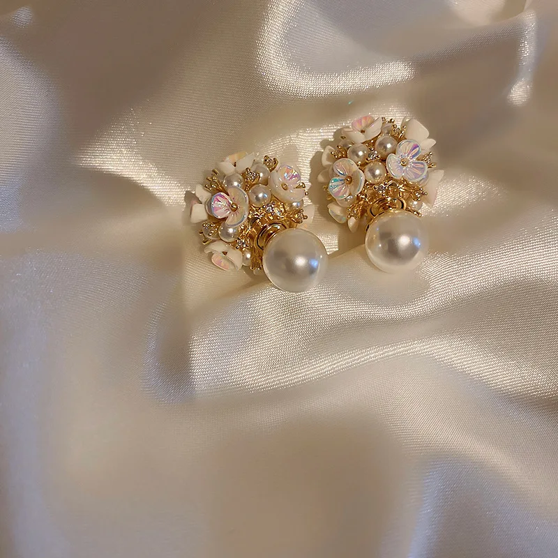 Elegant Imitation Pearl Earrings Women Double Side White Shell Pearl Stud Earrings Exquisite Ear Jewelry For Party Banquet A-
