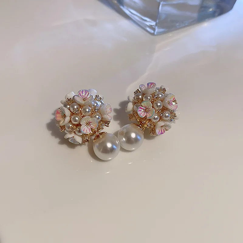 Elegant Imitation Pearl Earrings Women Double Side White Shell Pearl Stud Earrings Exquisite Ear Jewelry For Party Banquet A-