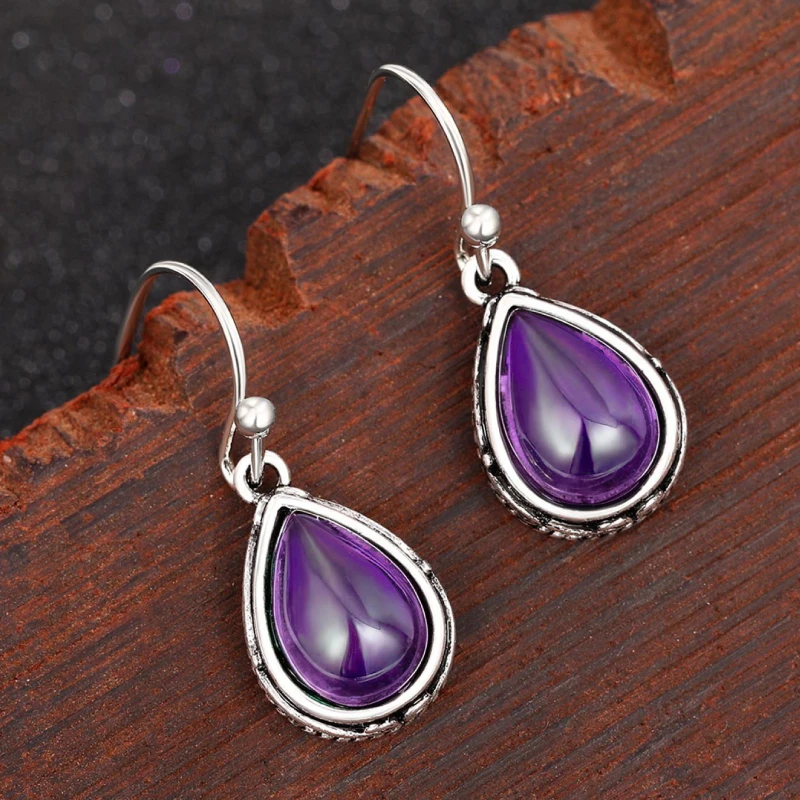 Huitan Green/Red Pear Stone Drop Earrings for Women Ethnic Style Aesthetic Carved Pattern Temperament Lady's Earrings Jewelry