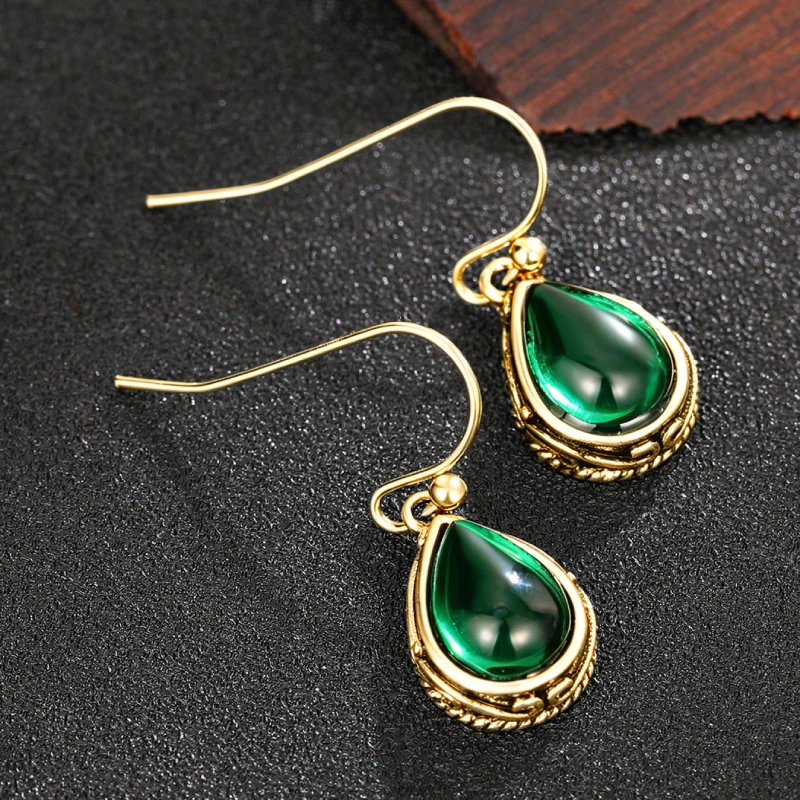 Huitan Green/Red Pear Stone Drop Earrings for Women Ethnic Style Aesthetic Carved Pattern Temperament Lady's Earrings Jewelry