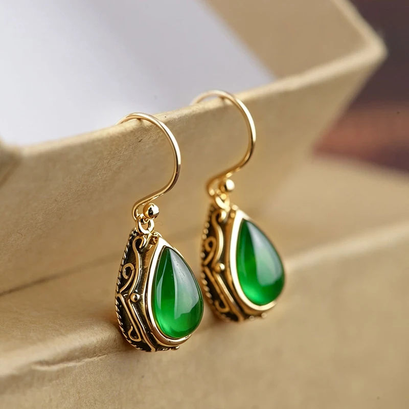 Huitan Green/Red Pear Stone Drop Earrings for Women Ethnic Style Aesthetic Carved Pattern Temperament Lady's Earrings Jewelry