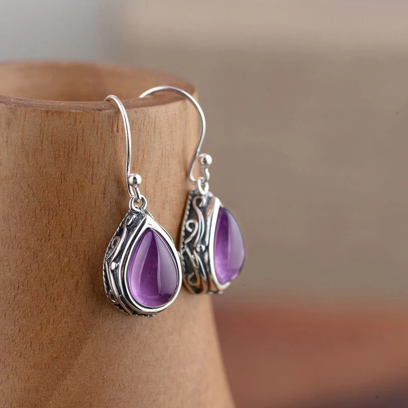Huitan Green/Red Pear Stone Drop Earrings for Women Ethnic Style Aesthetic Carved Pattern Temperament Lady's Earrings Jewelry