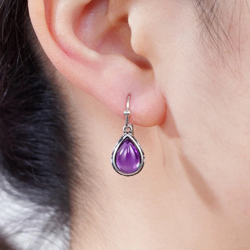 Huitan Green/Red Pear Stone Drop Earrings for Women Ethnic Style Aesthetic Carved Pattern Temperament Lady's Earrings Jewelry