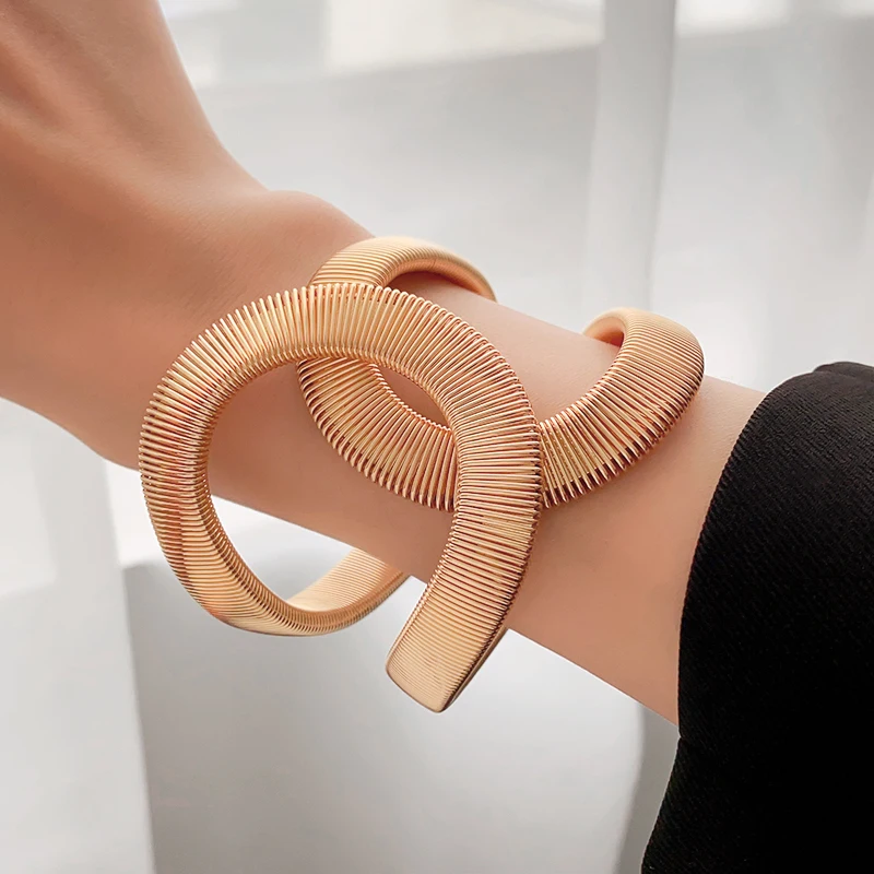 Gold Color Hollow Snake-shaped Bracelet For Women Fashion Simple Staggered Open Elastic Bracelet Exaggerated Writband Jewelry A