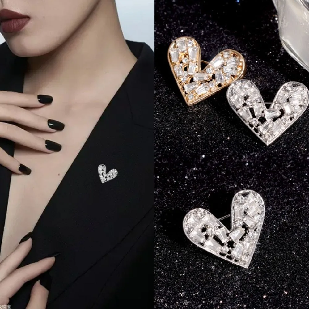 New Rhinestone Brooches Women Exquisite Retro Pins Small Cute Fashion Jewelry Accessories