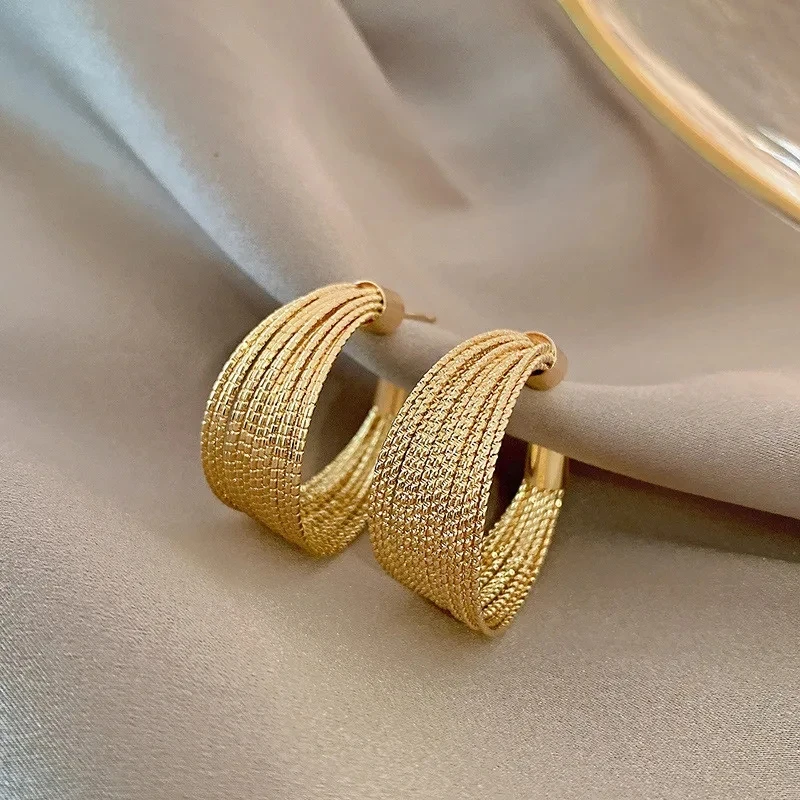 New Fashion Trend Unique Design Elegant Delicate Retro Exaggerated Multilayer Stud Earrings Women Jewelry Party Gifts Wholesale