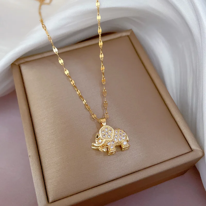 Cute Elephant Cubic Zirconia Pendant Necklaces For Women and Men Golden Copper Metal Necklace Versatile Daily Party Jewelry