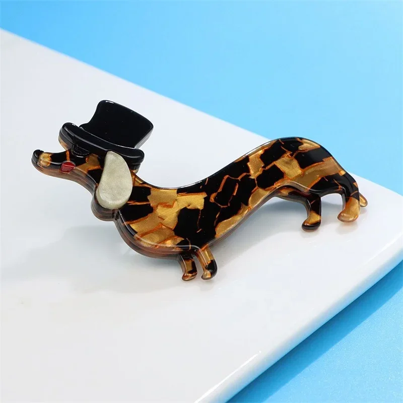 New Acrylic Dog Brooch Cute Cartoon Animal Pins Fashion Women Jewelry Accessories