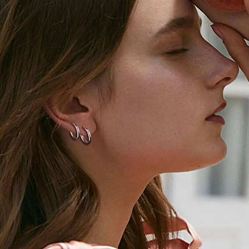 1 Pair Implant Grade F136 Titanium Minimalist Huggie Hoop Earrings Helix Rook Lobe Conch Simple Hoops Ear Piercing 8/10/12mm