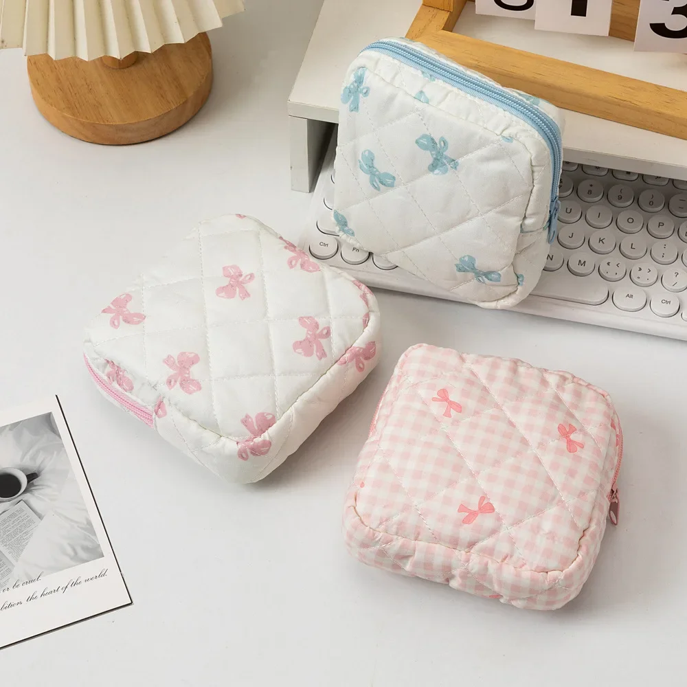 Women Sanitary Napkin Tampon Storage Bag Cute Sanitary Pad Pouches Portable Makeup Lipstick Key Earphone Data Cables Organizer
