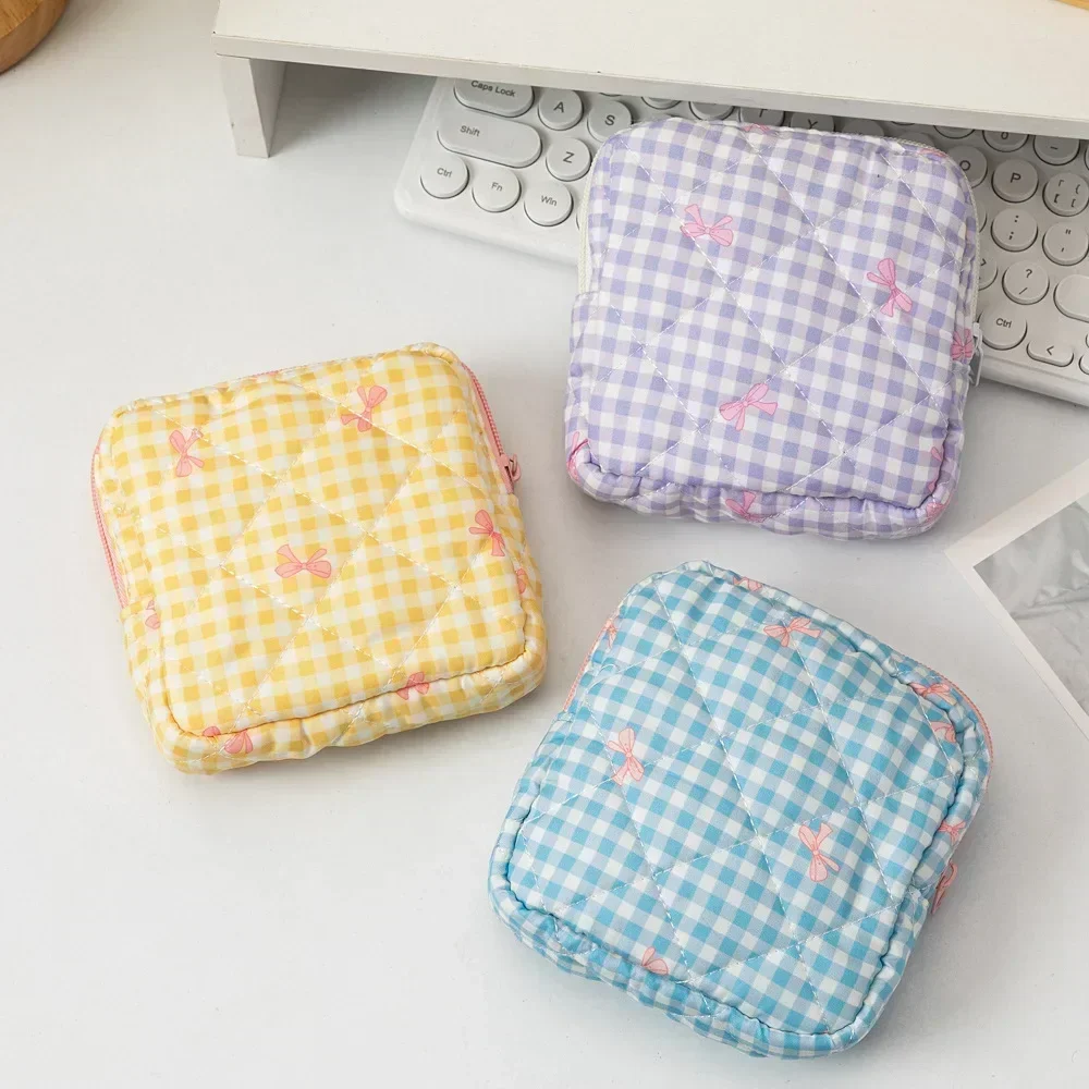 Women Sanitary Napkin Tampon Storage Bag Cute Sanitary Pad Pouches Portable Makeup Lipstick Key Earphone Data Cables Organizer