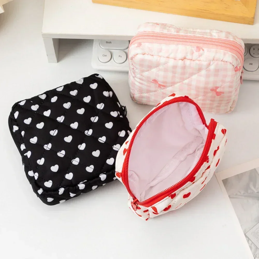 Women Sanitary Napkin Tampon Storage Bag Cute Sanitary Pad Pouches Portable Makeup Lipstick Key Earphone Data Cables Organizer