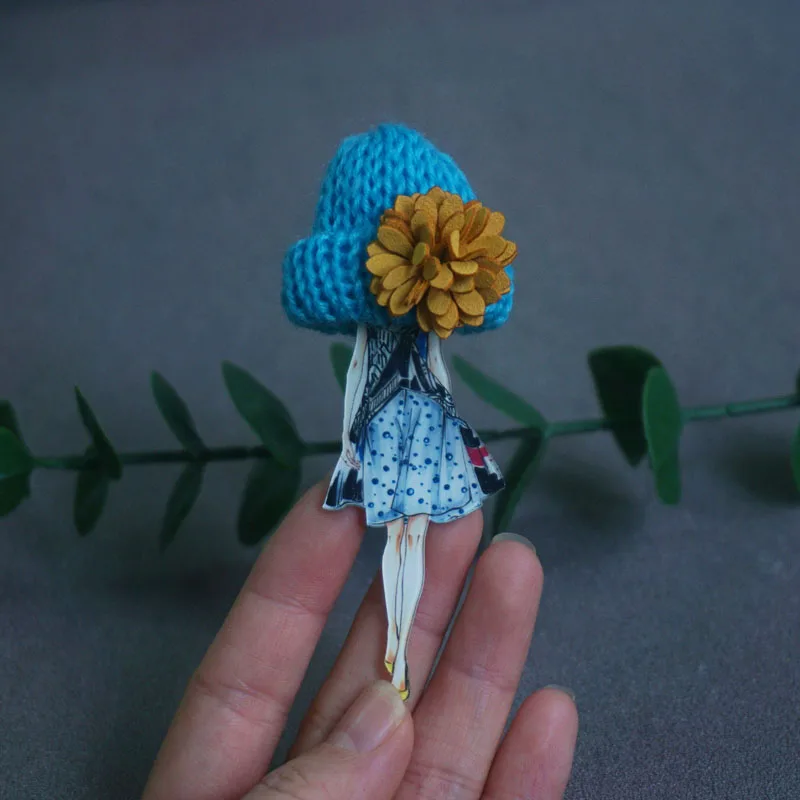 Cute Brooch For Woman Lady Acrylic Brooch Pins Suit Dress Clothing Accessories Christmas Gifts about 9cm