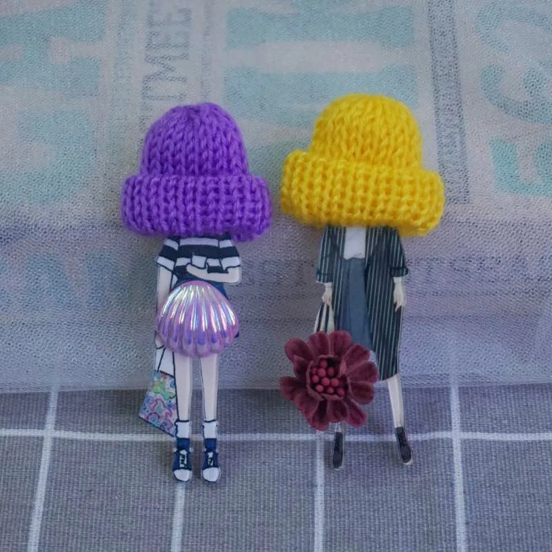 Cute Brooch For Woman Lady Acrylic Brooch Pins Suit Dress Clothing Accessories Christmas Gifts about 9cm