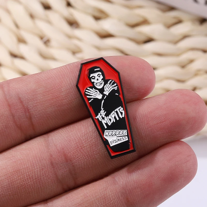Rock Punk Enamel Pin Music Club Brooch Horror Badge Metal Backpack Sweater Custom Accessories for Fans Friends Jewelry Wholesale