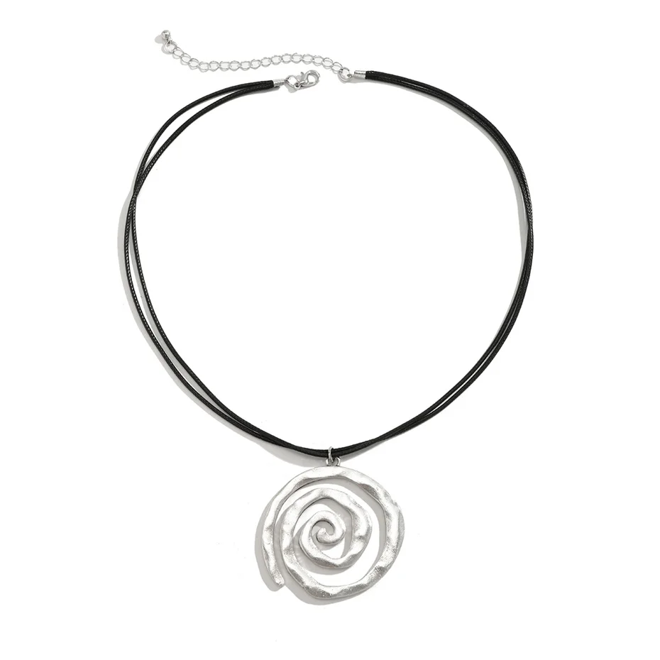 Ethnic Creative Big Spiral Conch Pendant Necklace Women Goth Adjustable Leather Wax Thread Chain Holiday Y2K Jewelry Accessories