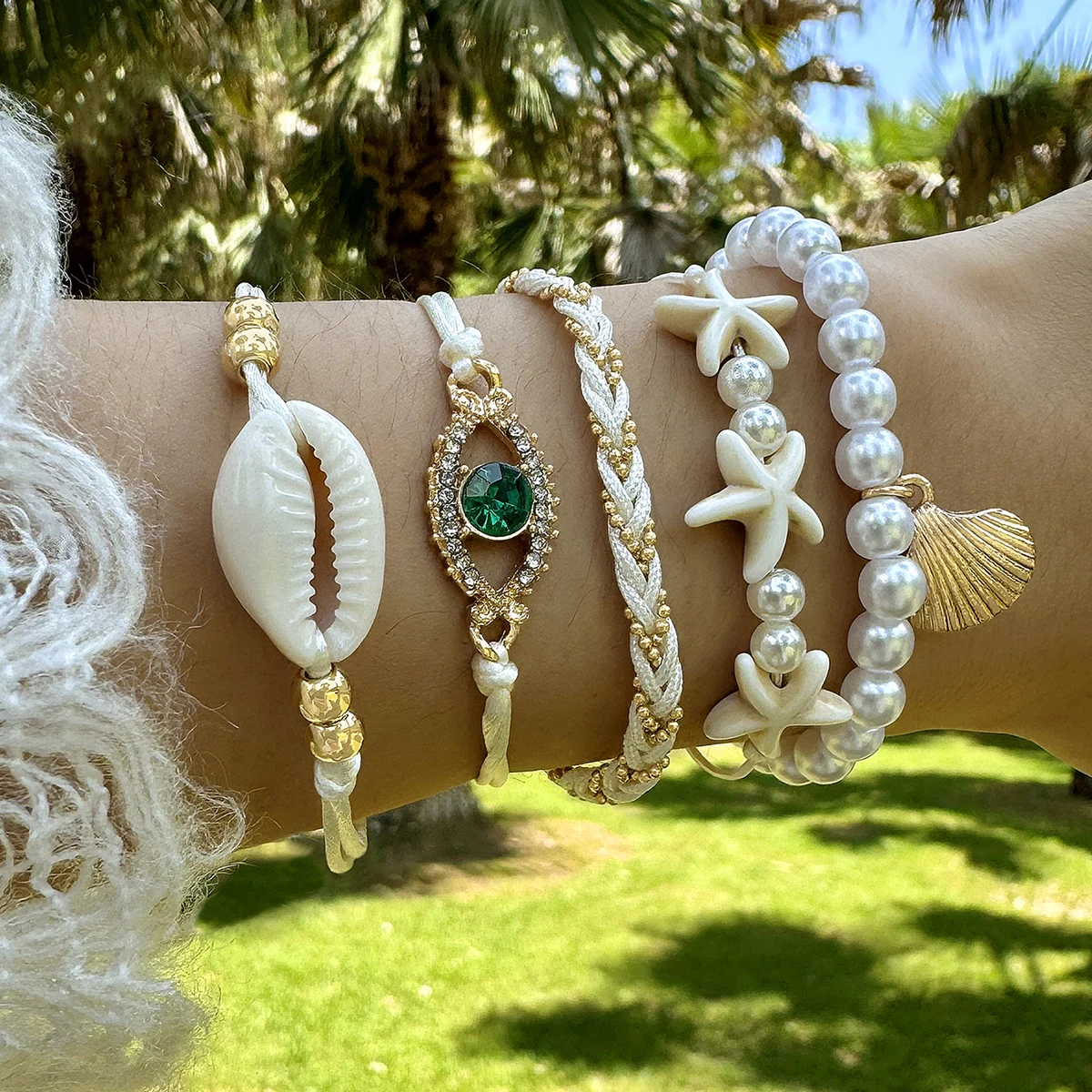 Tocona 5pcs/set Bohemian Imitation Pearl Bracelets for Women Ethnic Style Shell Beaded Bangles Summer Beach Jewelry Set 26165