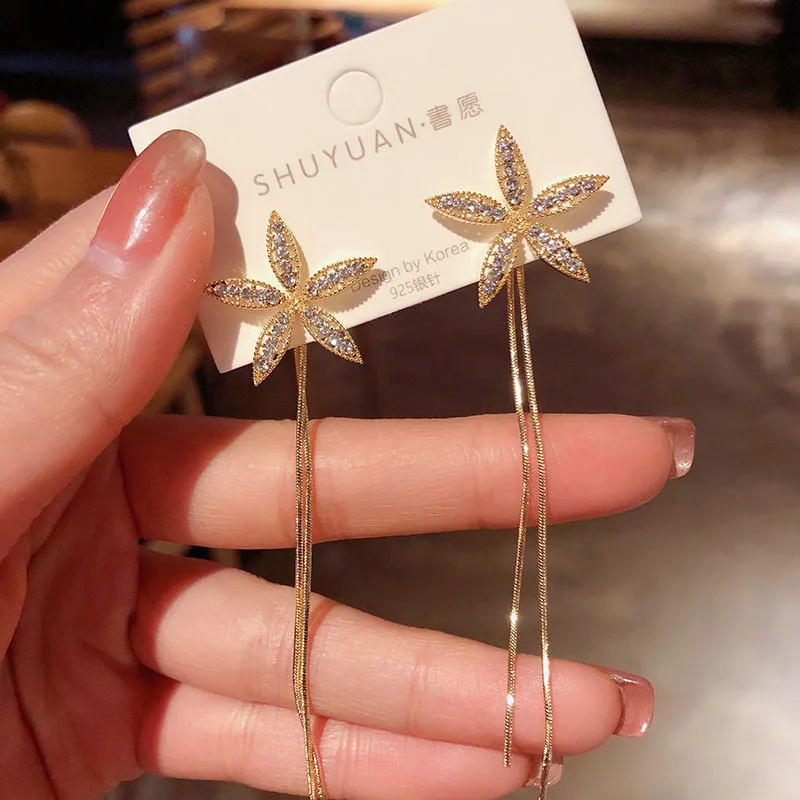Green Crystal Golden Leaves Earrings for Women Individuality Daily Accessories Valentines Day Anniversary Birthday Jewelry Gifts