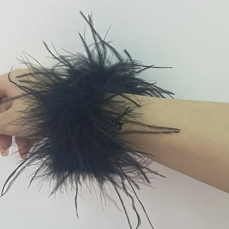 Real Ostrich feather cuff plumes bracelet for women white Cuffs pens Shirt with feathers girls fur cuffs ornament boa plume