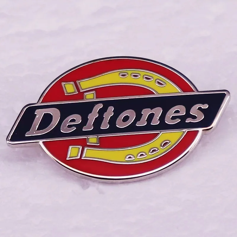 Fashion American Rock Band Brooch Punk Music Badge Unique Jewelry Gift Clothes Bag Accessories for Fan Friends