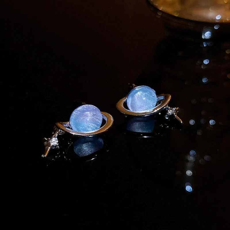 New Round Woman Earrings Planet Girl Cat Eye Personality Hundred Match Earrings Engagement Exquisite Jewellery Gifts