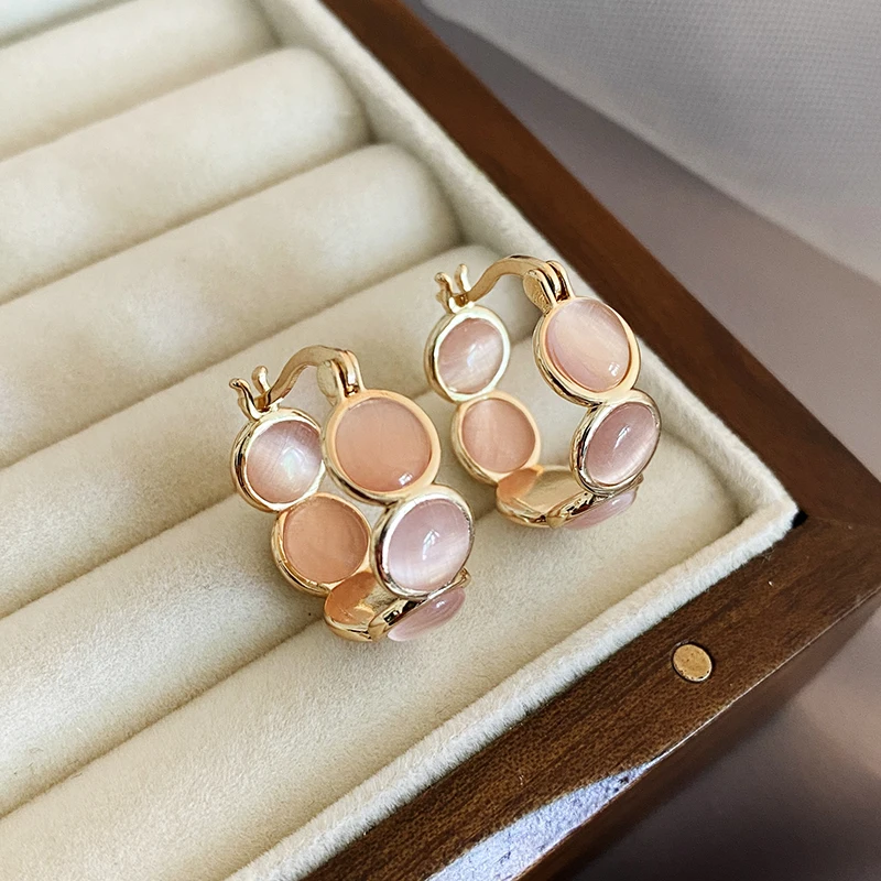 Sweet Girls' Pink Round Opals Hoop Earrings 2025 New Design Jewelry Luxury Accessories Suitable for Women's Daily Wear Earrings