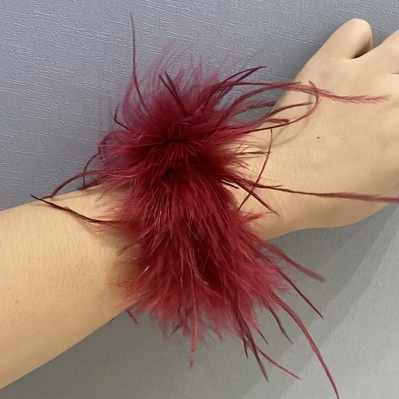 luxury Ostrich feathers cuffs for women arm warmer fur Soft feathers wrist cuffs Women's Feathers Bracelets fur cuffs Accessorie