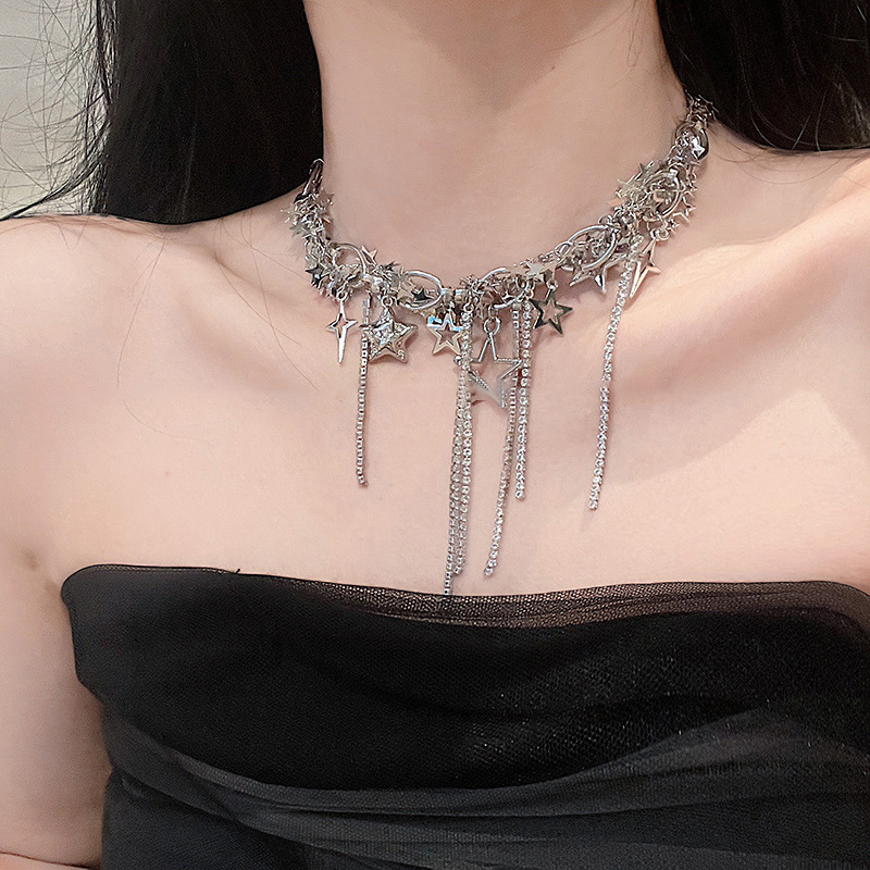 Star Sequin Hollowed Out Necklace for Women Fashion Inlaid Rhinestone Tassels Choker Necklace Y2k Style Accessories Gift