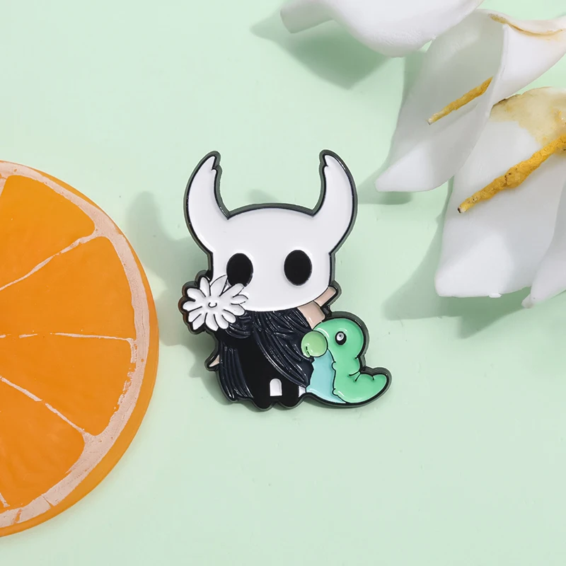 Anime Game Brooch Hollow Knight Character Enamel Pins Cartoon Anime Badge Decorative Brooch Shirt Lapel Pin Jewelry Accessory