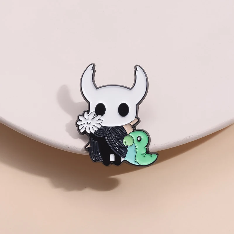Anime Game Brooch Hollow Knight Character Enamel Pins Cartoon Anime Badge Decorative Brooch Shirt Lapel Pin Jewelry Accessory